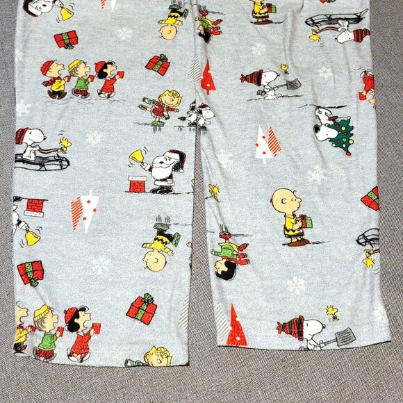 Peanuts Christmas Pajama Set Womens Large Gray Snoopy Charlie Brown Flannel PJs - Picture 4 of 16